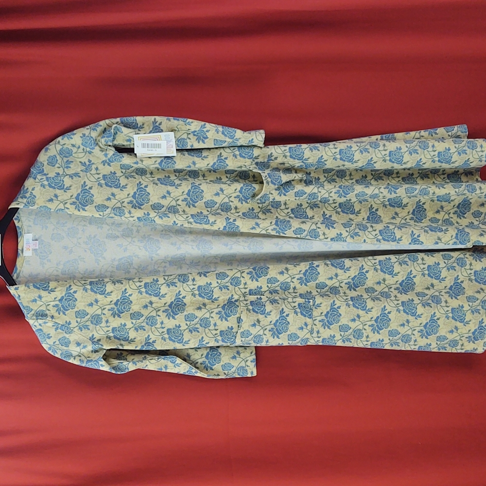 LuLaRoe Sarah Style Cardigan/Duster with pockets Sz Small